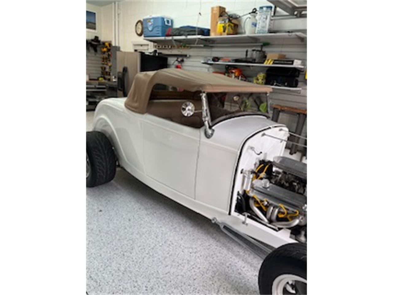 Ford-Roadster-1932-Pearl-White-Beige-Leather-5