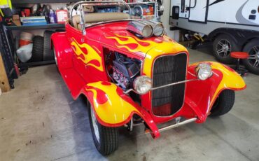 Ford-Roadster-1932-Red-Beige-8