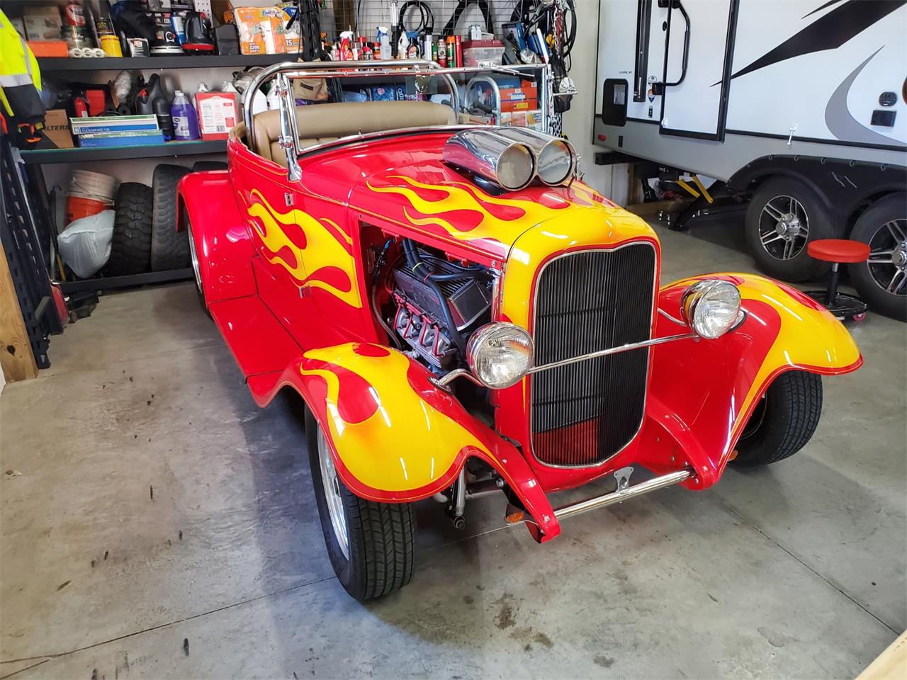 Ford-Roadster-1932-Red-Beige-8
