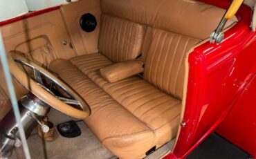 Ford-Roadster-1932-Red-Tan-14