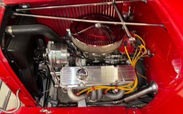 Ford-Roadster-1932-Red-Tan-17