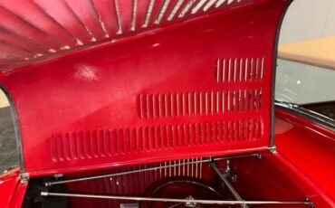 Ford-Roadster-1932-Red-Tan-18