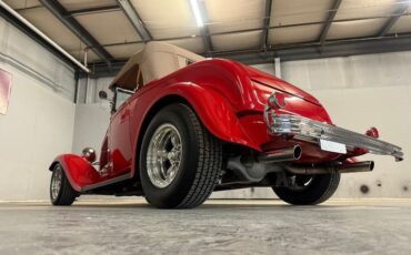 Ford-Roadster-1932-Red-Tan-2