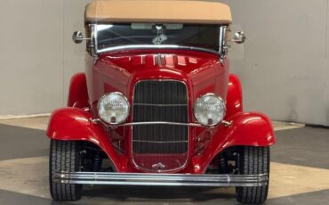 Ford-Roadster-1932-Red-Tan-20