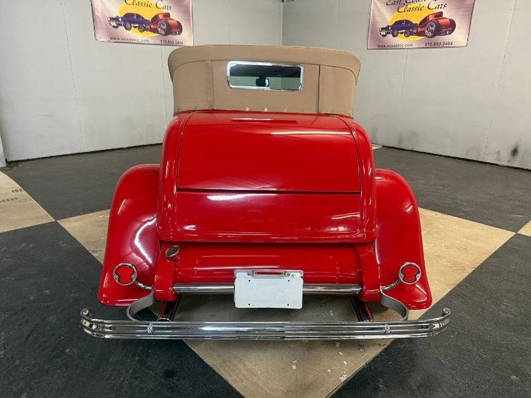 Ford-Roadster-1932-Red-Tan-39