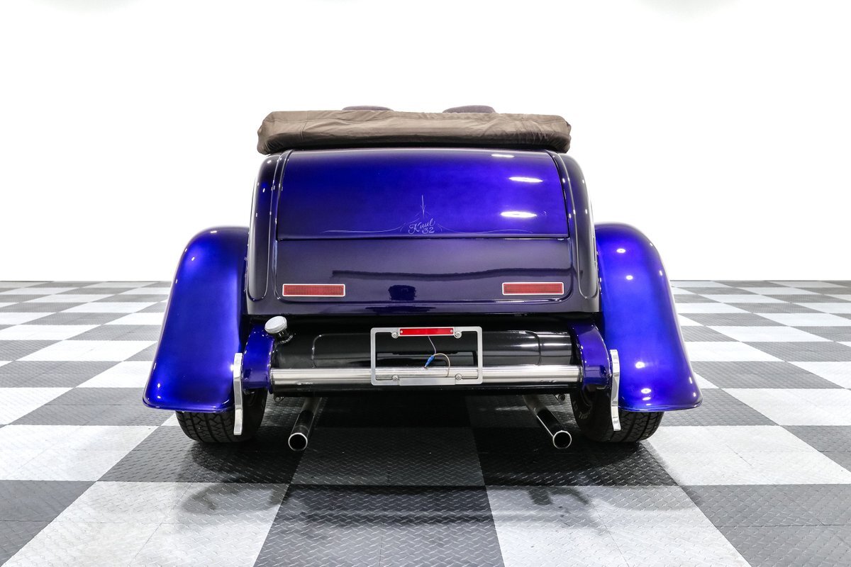 Ford-Roadster-1932-Roadster-8