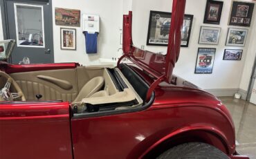 Ford-Roadster-1932-Ruby-red-metallic-Tan-13