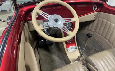 Ford-Roadster-1932-Ruby-red-metallic-Tan-18