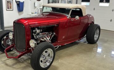 Ford-Roadster-1932-Ruby-red-metallic-Tan-20