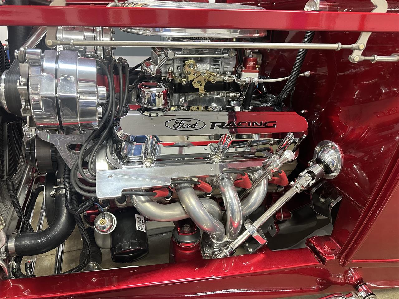 Ford-Roadster-1932-Ruby-red-metallic-Tan-21