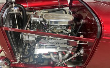 Ford-Roadster-1932-Ruby-red-metallic-Tan-22