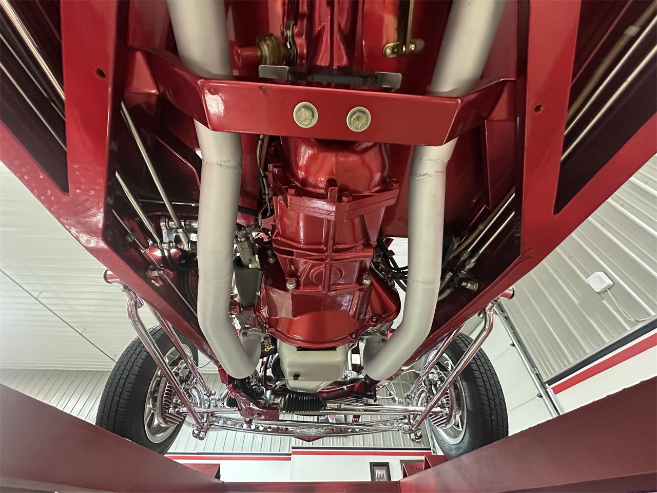 Ford-Roadster-1932-Ruby-red-metallic-Tan-30
