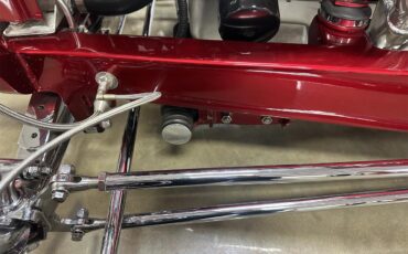 Ford-Roadster-1932-Ruby-red-metallic-Tan-34