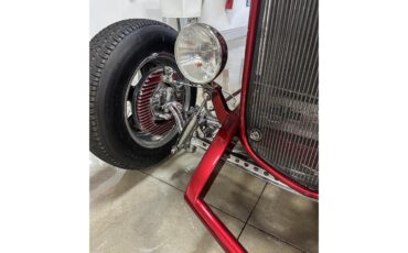 Ford-Roadster-1932-Ruby-red-metallic-Tan-35