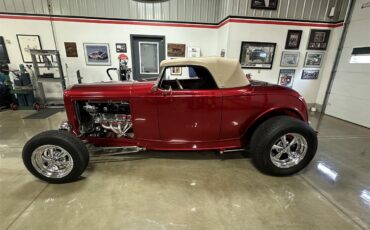 Ford-Roadster-1932-Ruby-red-metallic-Tan-5