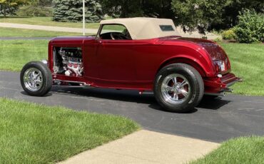 Ford-Roadster-1932-Ruby-red-metallic-Tan-8