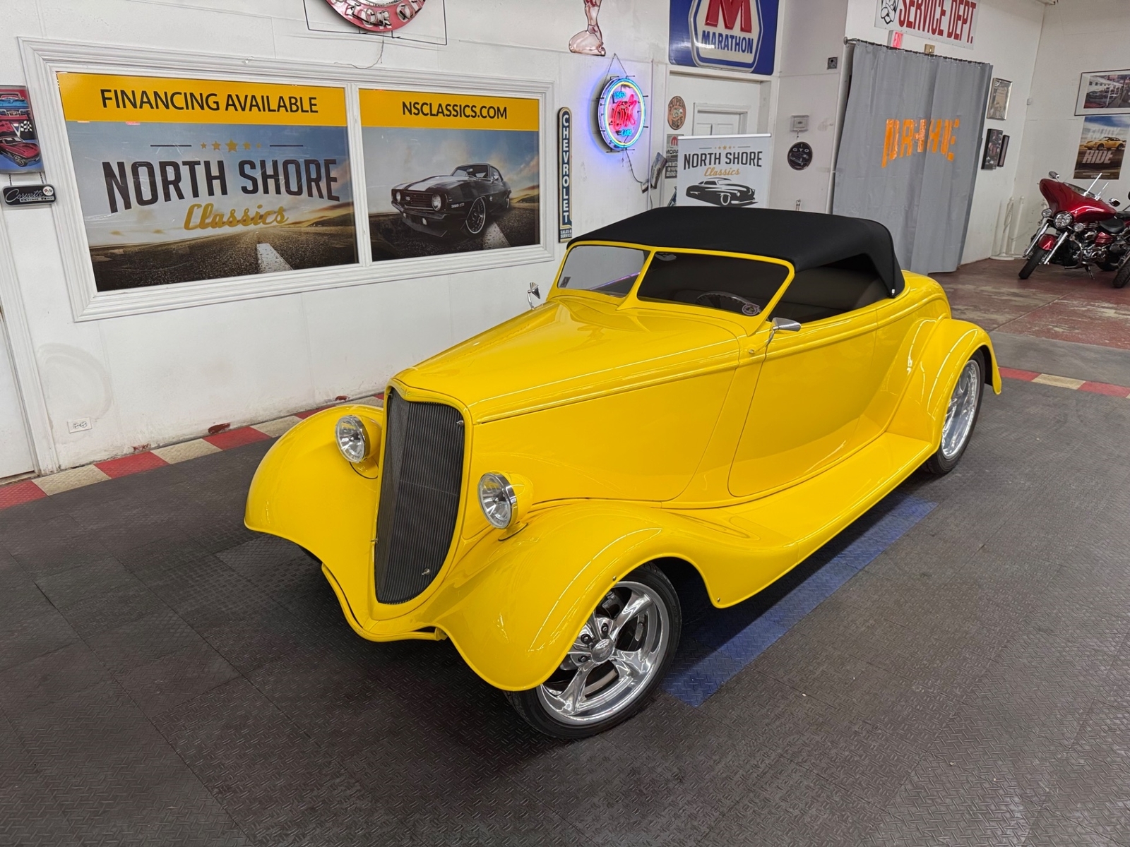Ford Roadster 1933 --