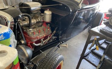 Ford-Roadster-1934-Black-Red-1