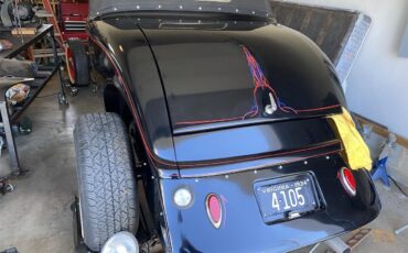 Ford-Roadster-1934-Black-Red-16
