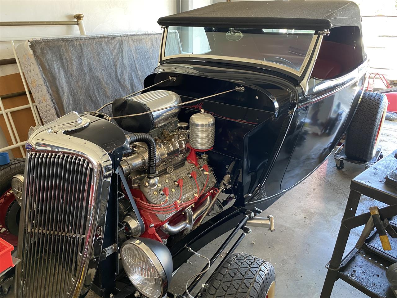 Ford-Roadster-1934-Black-Red-9