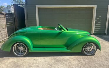 Ford-Roadster-1939-Candy-Metallic-Green-Tan-1