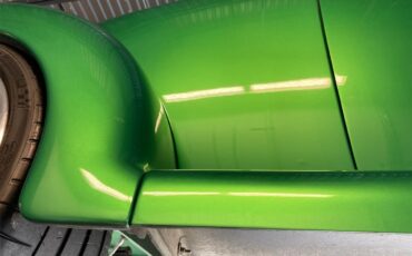Ford-Roadster-1939-Candy-Metallic-Green-Tan-11