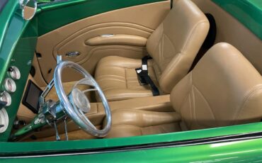 Ford-Roadster-1939-Candy-Metallic-Green-Tan-22