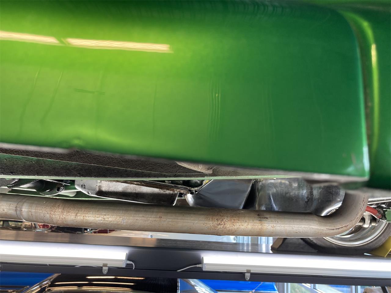 Ford-Roadster-1939-Candy-Metallic-Green-Tan-30