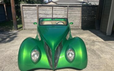 Ford-Roadster-1939-Candy-Metallic-Green-Tan