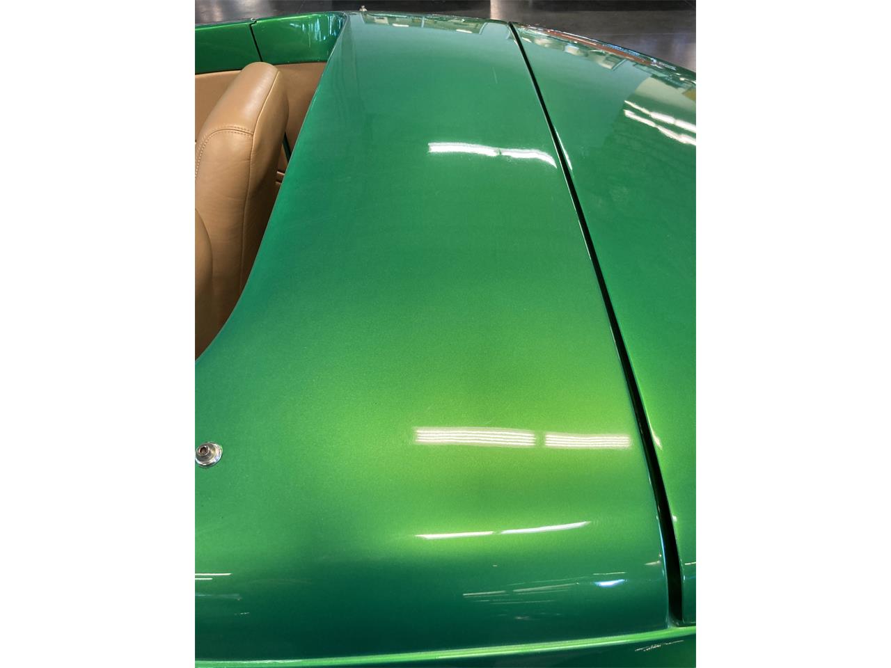 Ford-Roadster-1939-Candy-Metallic-Green-Tan-38