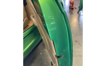 Ford-Roadster-1939-Candy-Metallic-Green-Tan-42