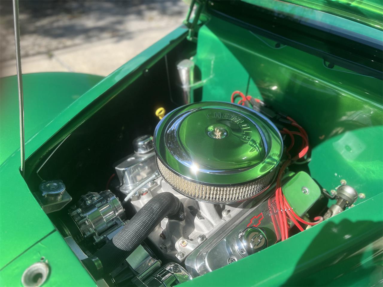Ford-Roadster-1939-Candy-Metallic-Green-Tan-53