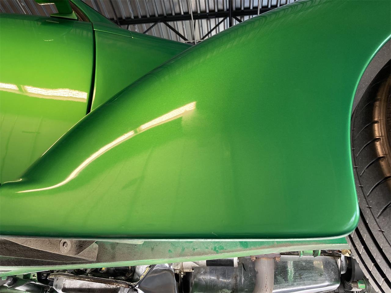 Ford-Roadster-1939-Candy-Metallic-Green-Tan-69
