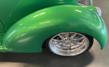 Ford-Roadster-1939-Candy-Metallic-Green-Tan-81