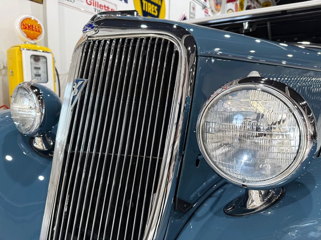 Ford-Roadster-Henry-Ford-Steel-1934-Roadster-12