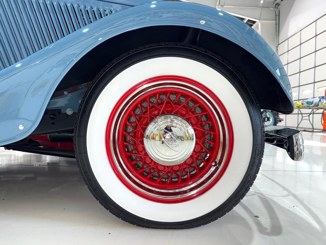 Ford-Roadster-Henry-Ford-Steel-1934-Roadster-16