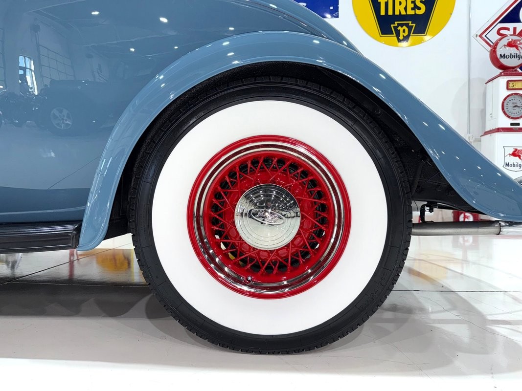 Ford-Roadster-Henry-Ford-Steel-1934-Roadster-18