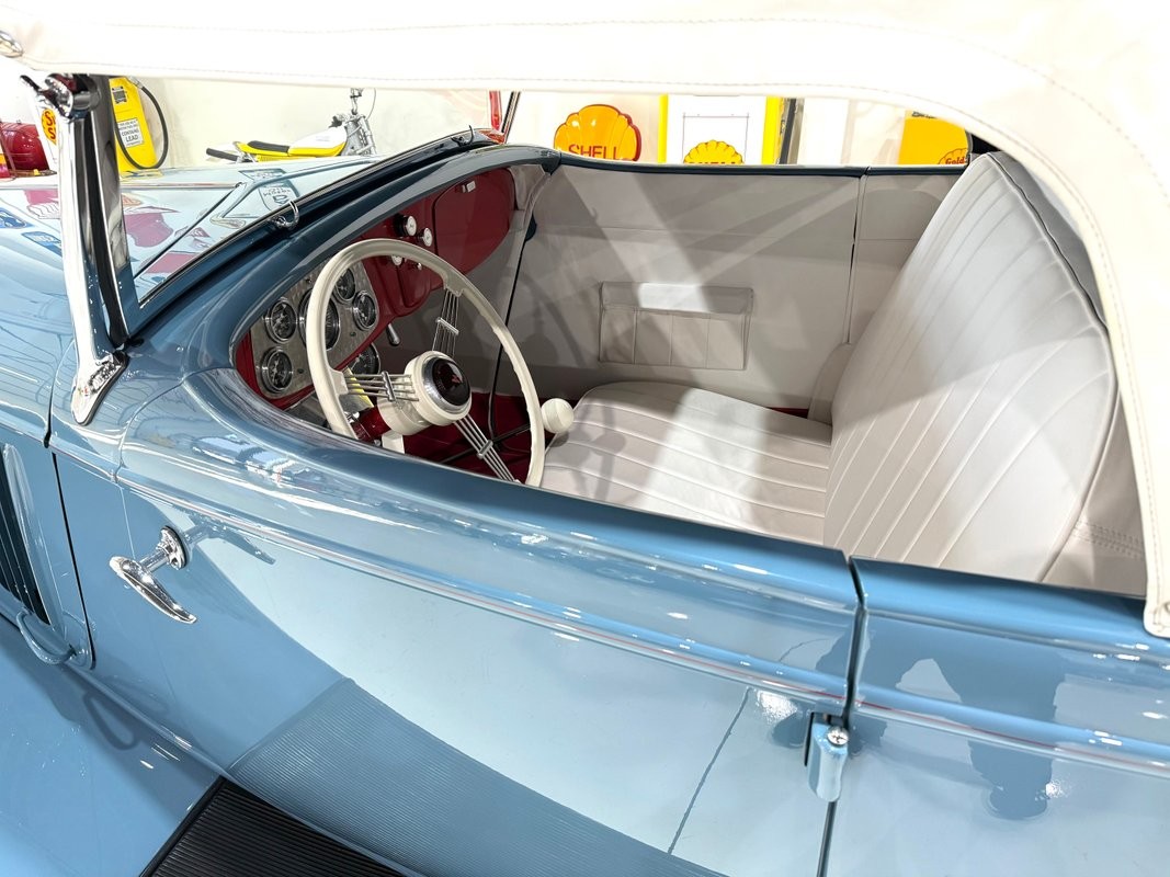 Ford-Roadster-Henry-Ford-Steel-1934-Roadster-3