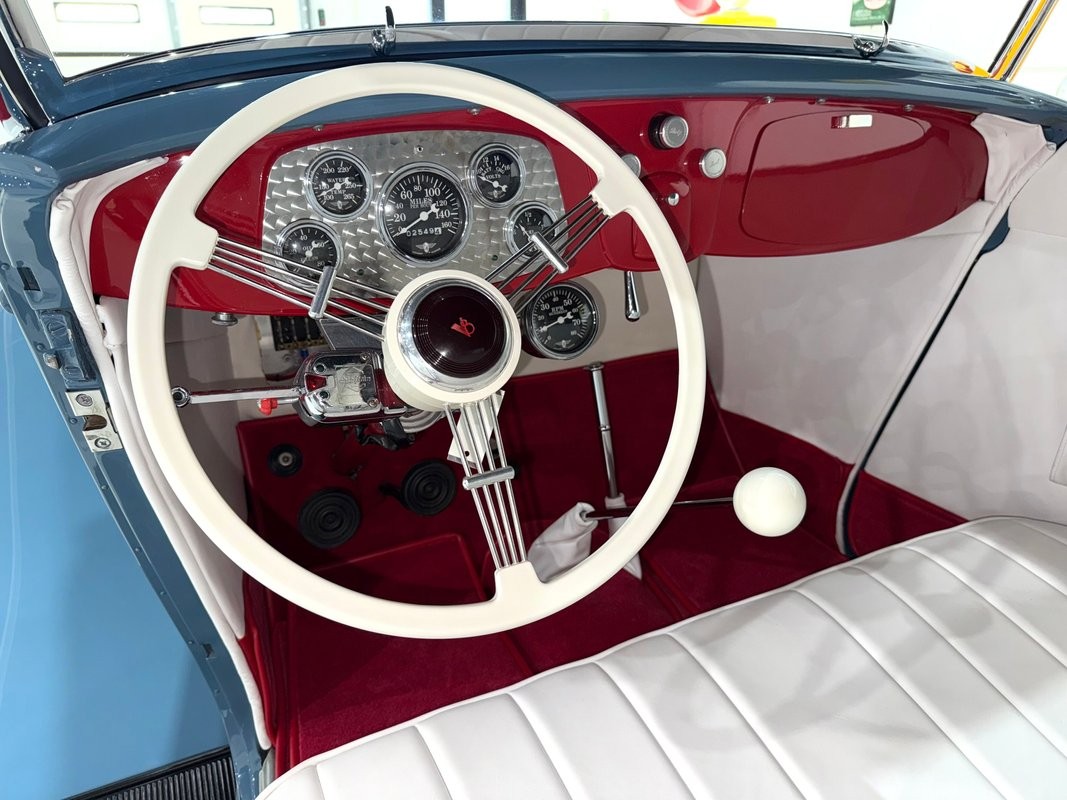 Ford-Roadster-Henry-Ford-Steel-1934-Roadster-6