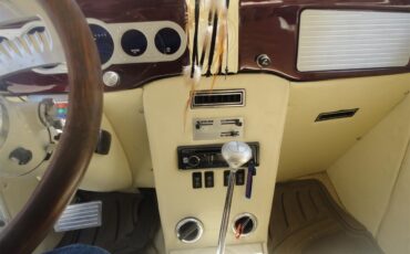 Ford-Sedan-1935-Purple-amp-White-White-Leather-12