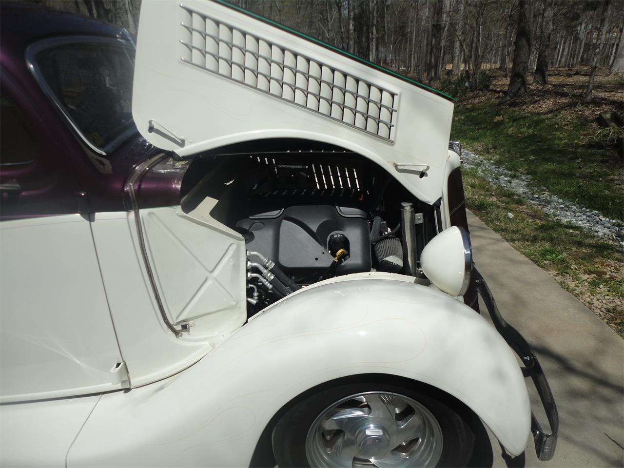 Ford-Sedan-1935-Purple-amp-White-White-Leather-16