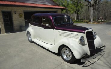 Ford-Sedan-1935-Purple-amp-White-White-Leather-8