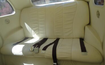 Ford-Sedan-1935-Purple-amp-White-White-Leather-9