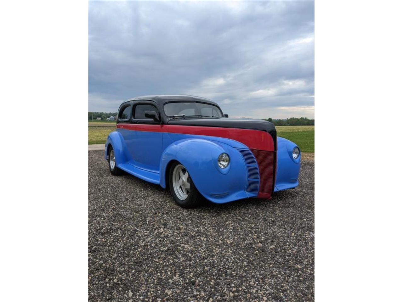 Ford-Sedan-1940-black-sky-blue-Gray-12