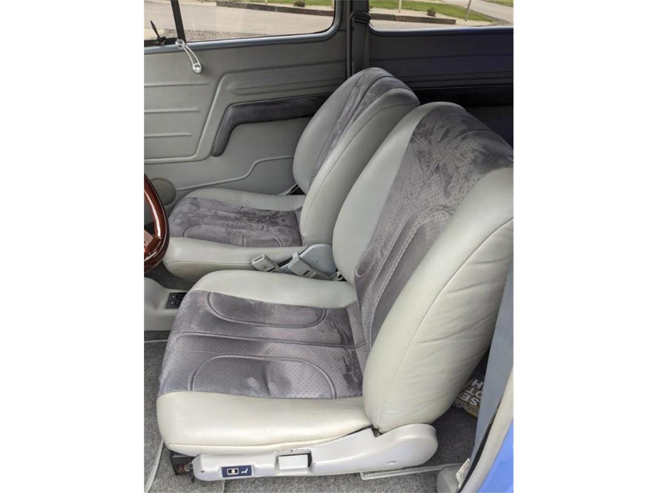 Ford-Sedan-1940-black-sky-blue-Gray-17