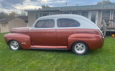 Ford-Sedan-1941-Brown-8