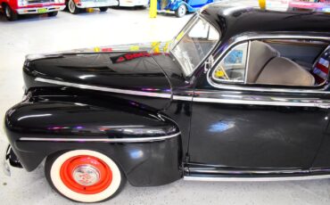 Ford-Sedan-1947-Coupe-19