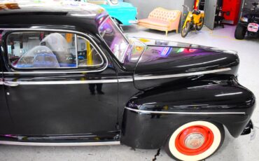 Ford-Sedan-1947-Coupe-4
