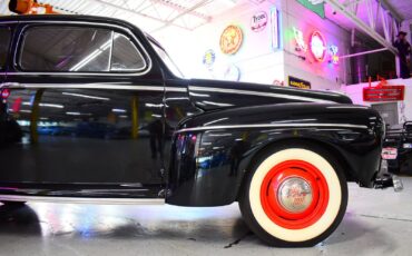 Ford-Sedan-1947-Coupe-7