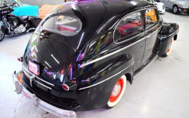 Ford-Sedan-1947-Coupe-9